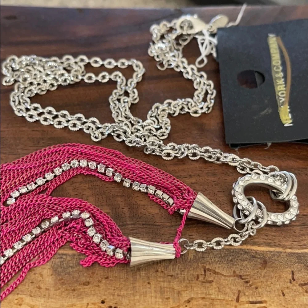 3x$25 ❤️ New York &Co Pink Tassel Chain Necklace ❤️ - Picture 3 of 11